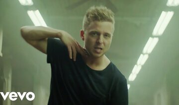 OneRepublic - Counting Stars (Official Music Video)