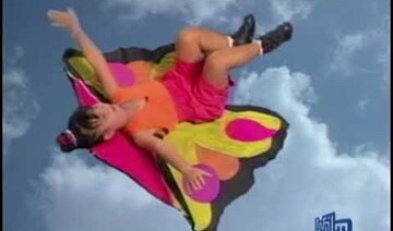 EM LÀ HOA HỒNG NHỎ - YẾN NHI