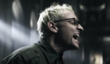 Numb [Official Music Video] - Linkin Park