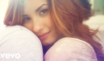 Demi Lovato - Give Your Heart a Break (Official Video)