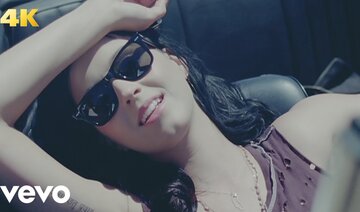 Katy Perry - Teenage Dream (Official Music Video)